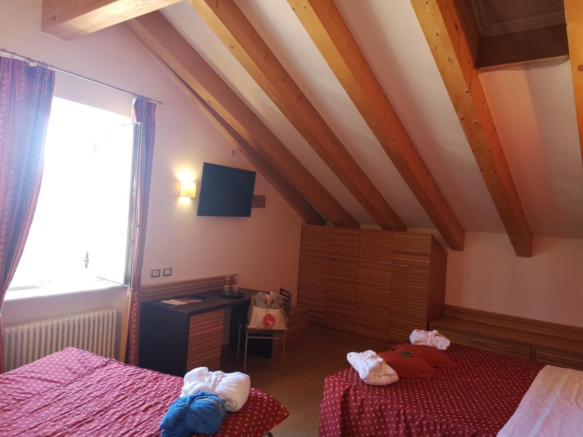 Albergo Cavallino Bianco Rumo Екстериор снимка