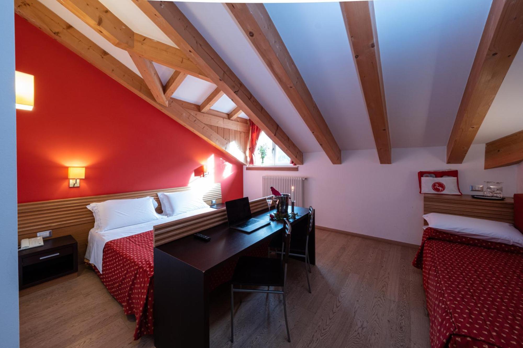 Albergo Cavallino Bianco Rumo Екстериор снимка